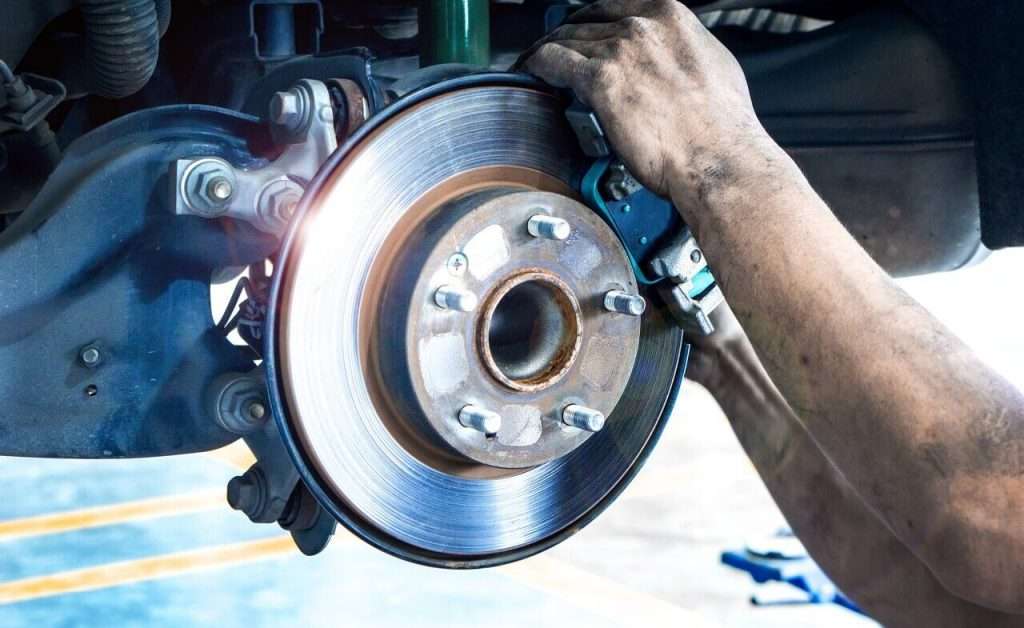 How to Change Brake Pads and Rotors on a Chevy Silverado