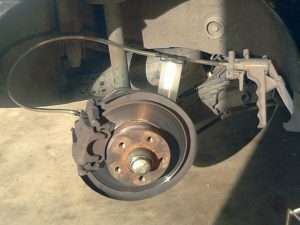 How to get air out of brake caliper